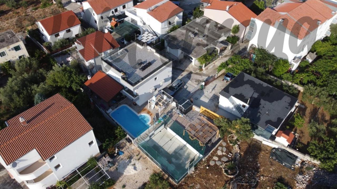 Villa Freya - Vacation House Slatine Exterior foto